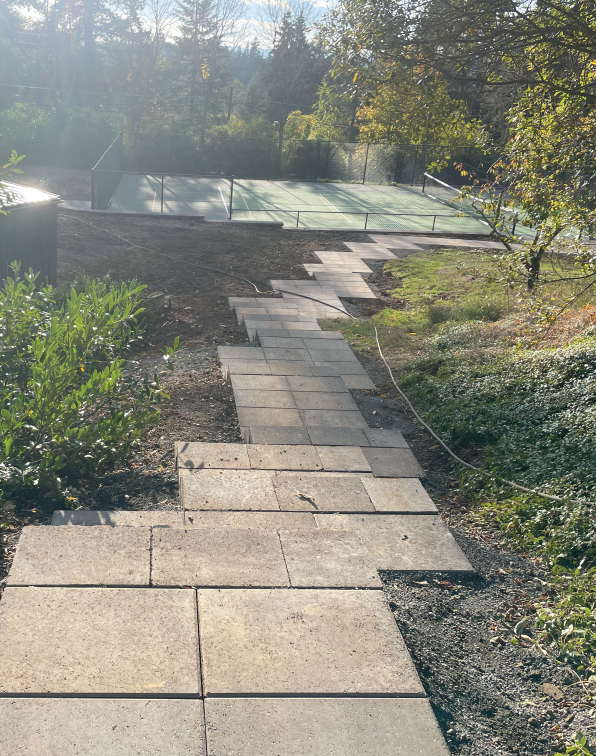 tennis-pathway