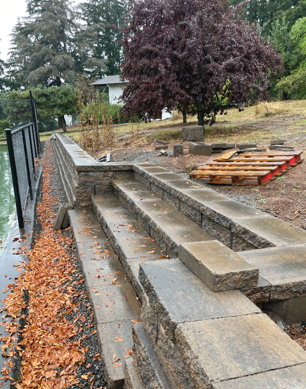 tennis-retaining-wall