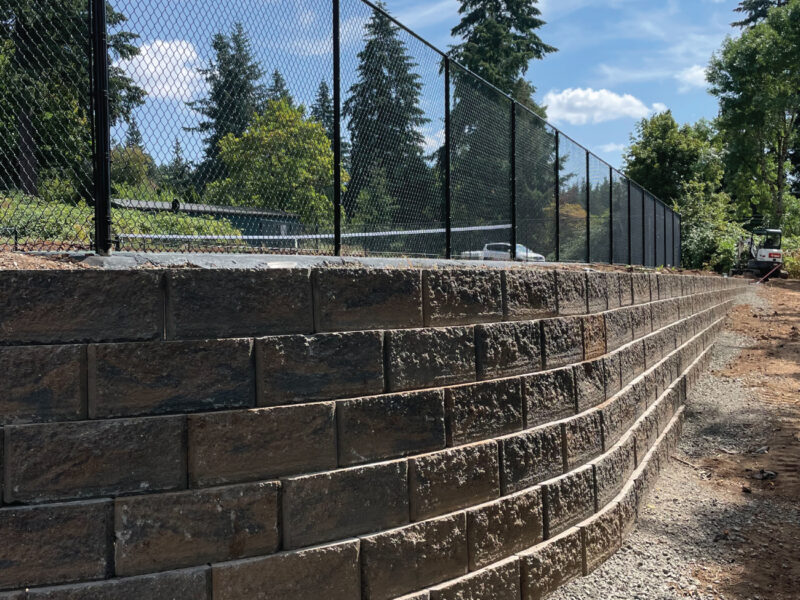 tennis court retaining wall